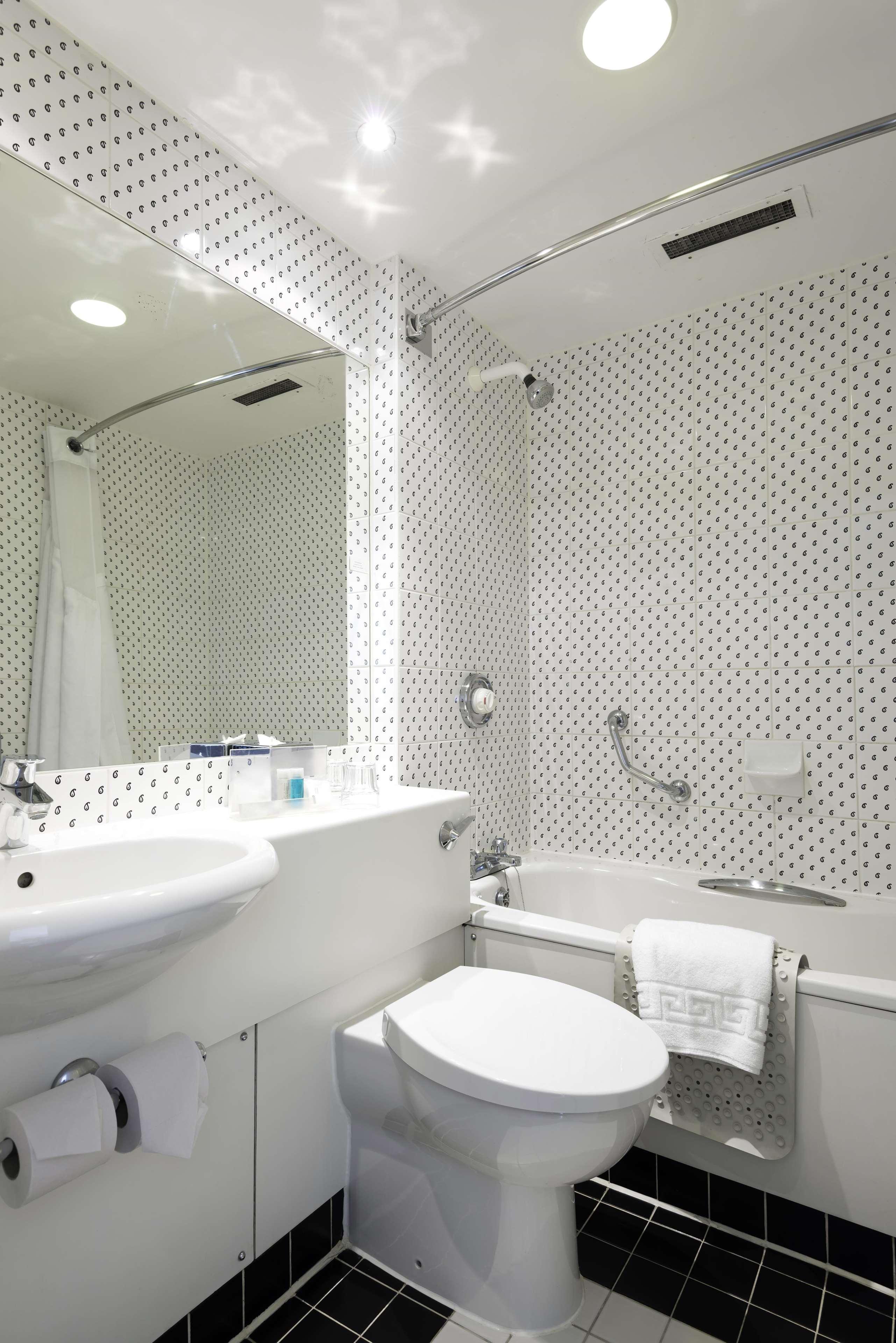 Best Western London Heathrow Ariel Hotel Хитроу Экстерьер фото