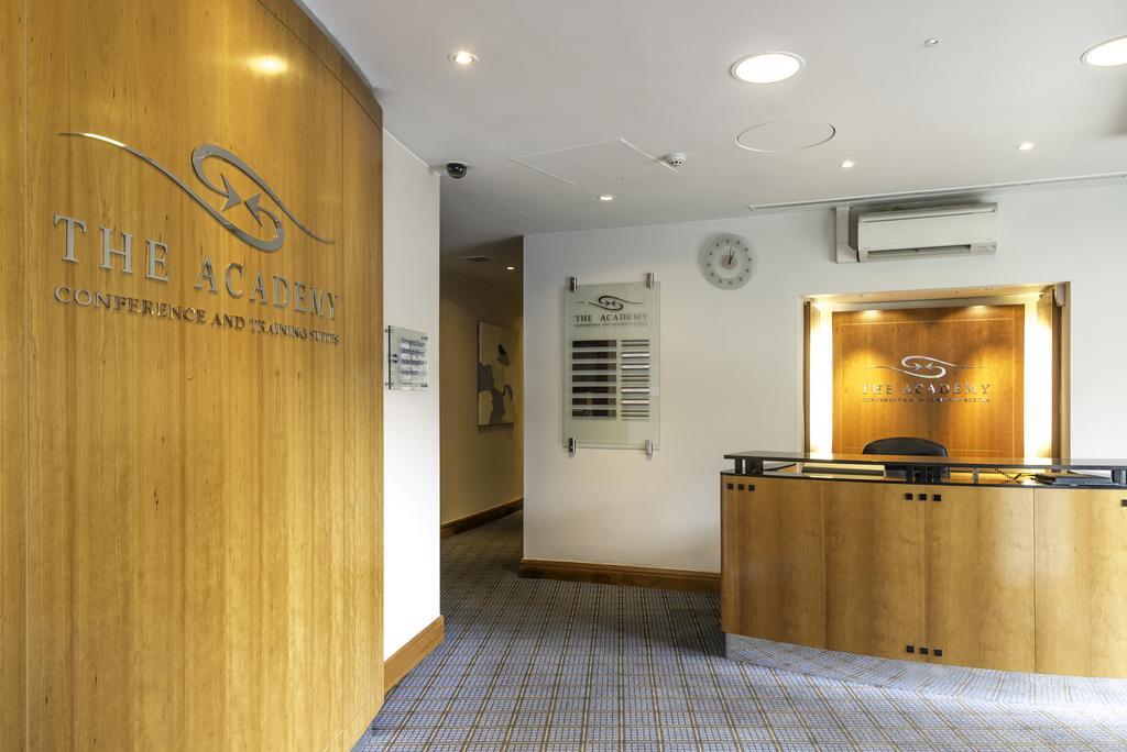 Best Western London Heathrow Ariel Hotel Хитроу Экстерьер фото